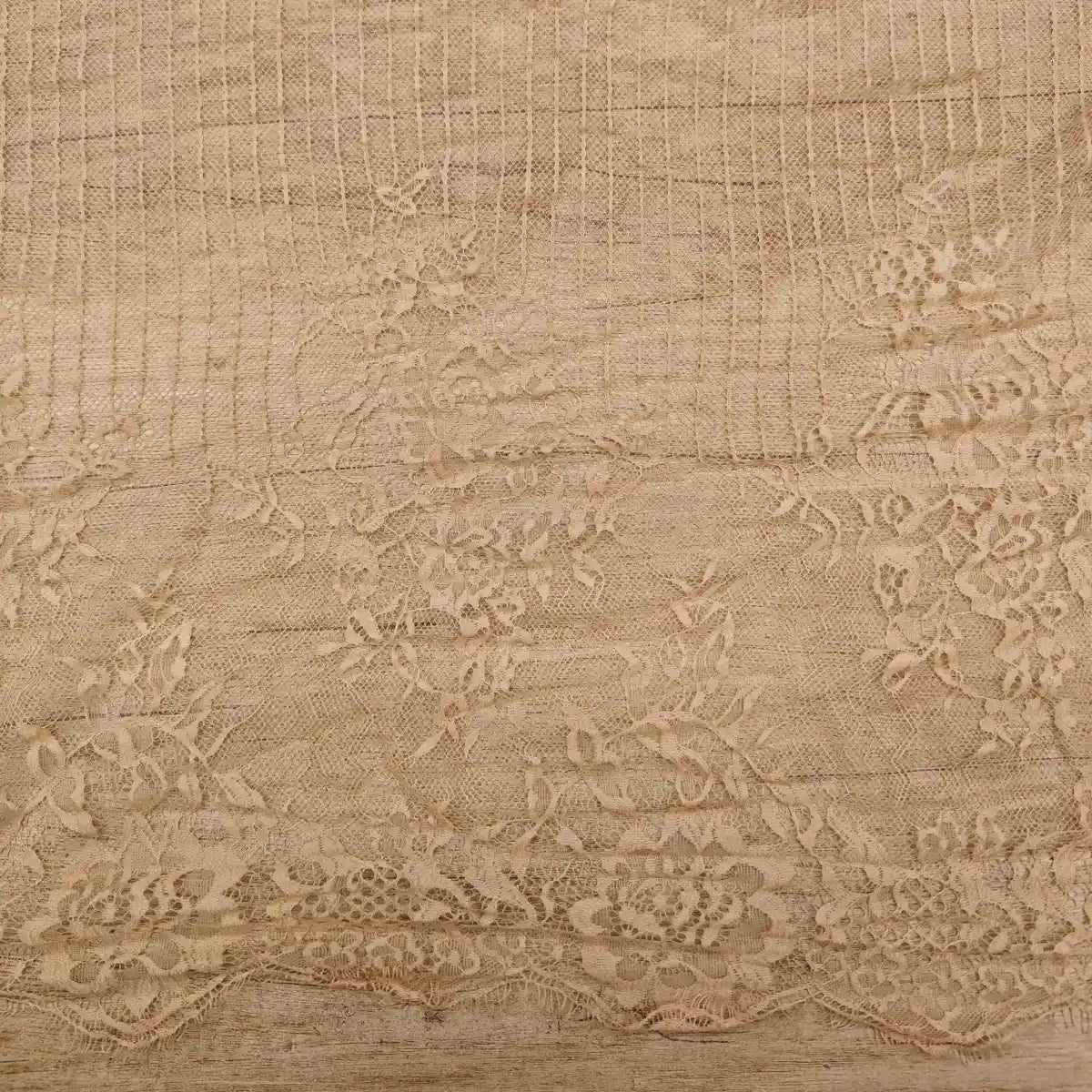 Chantilly M53 Cupon 300CM - Ahura