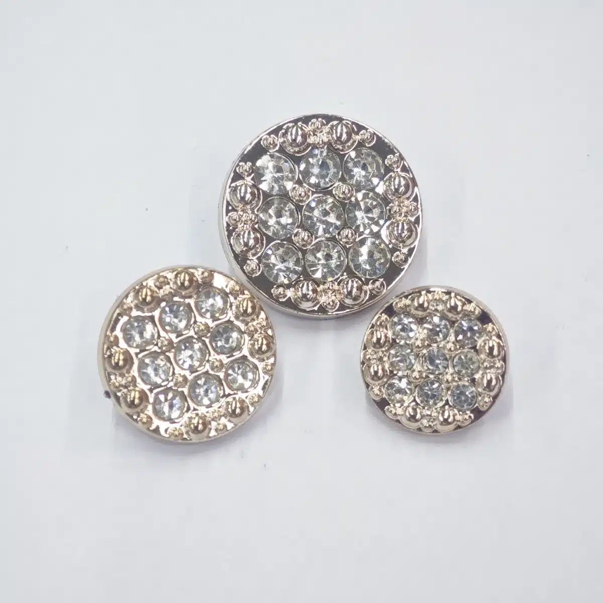 Nasturi plastic cu Cristale M2 - Ahura