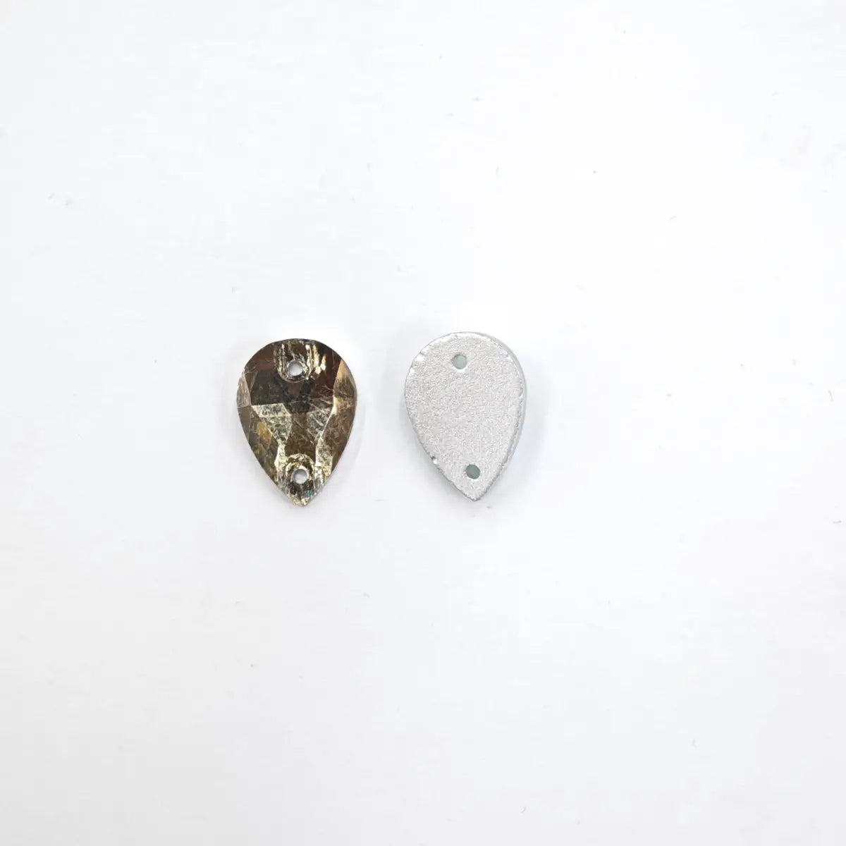 Piatră pentru cusut tip lacrimă 14x10mm - Ahura