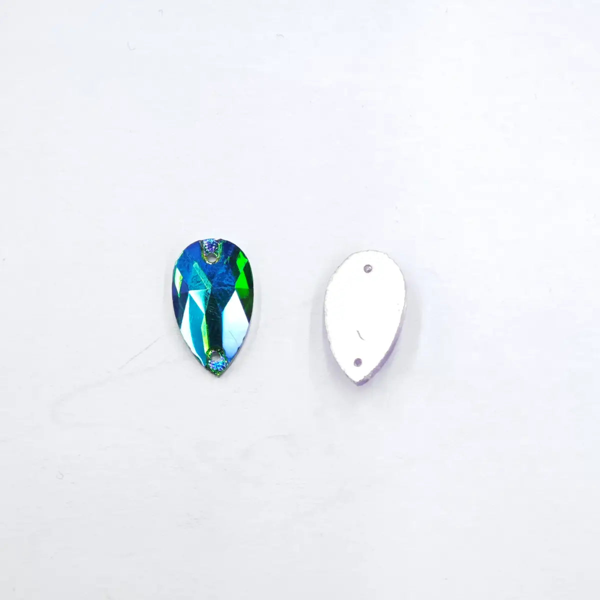 Piatră pentru cusut tip lacrimă 18x10.5mm - Ahura