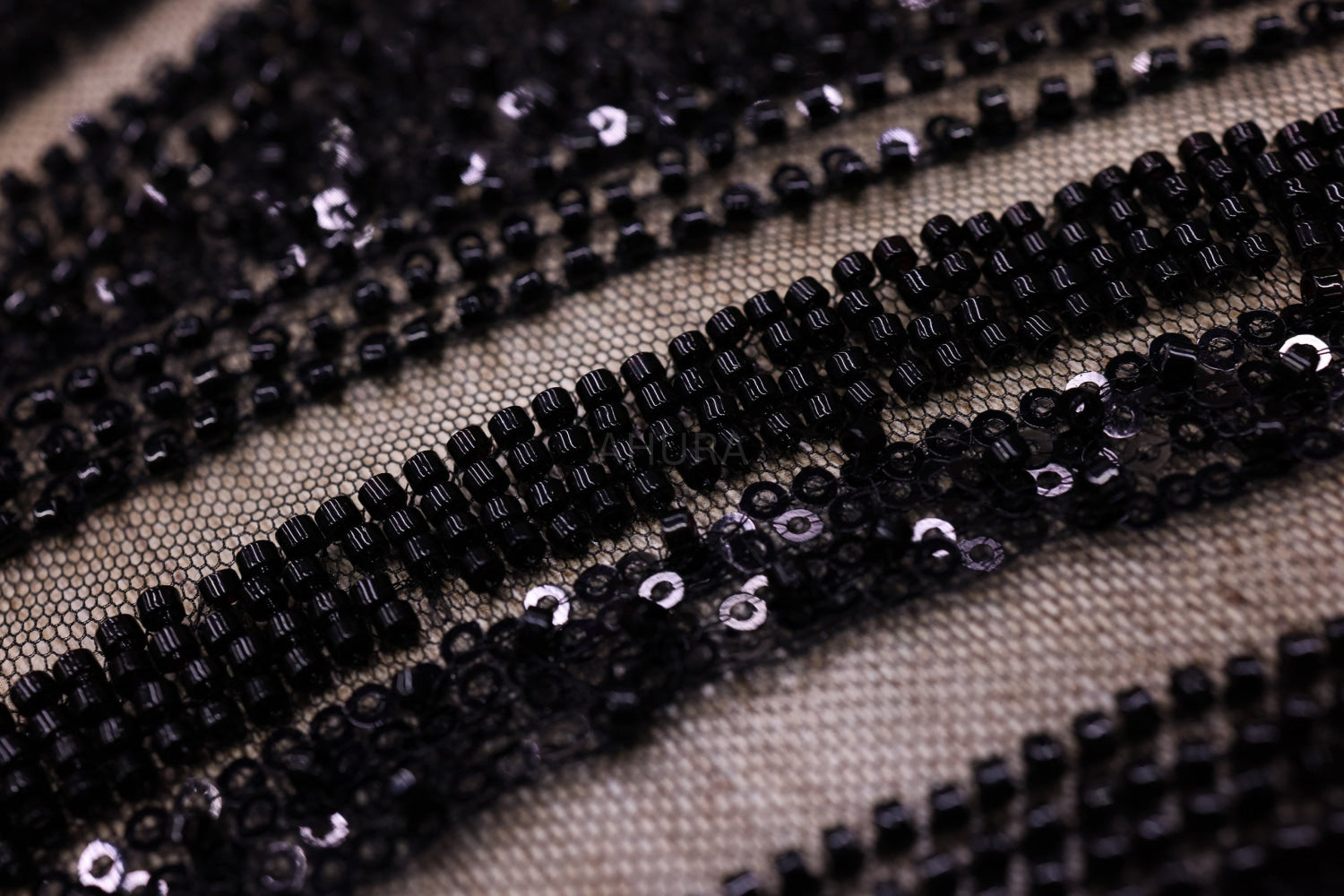 Broderie de lux tip dantela cu strasuri/pietre pretioase B33 - Negru